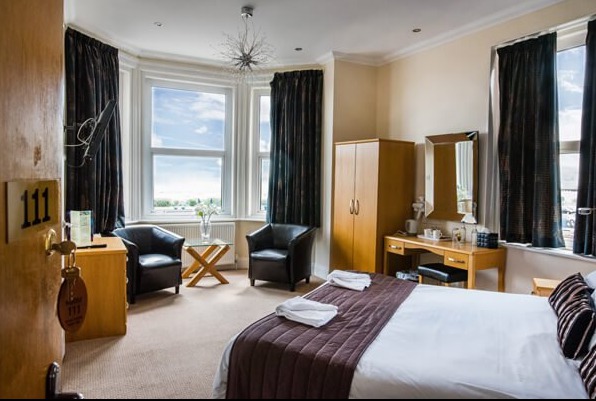 Bedroom at the Burlington Palm Hotel