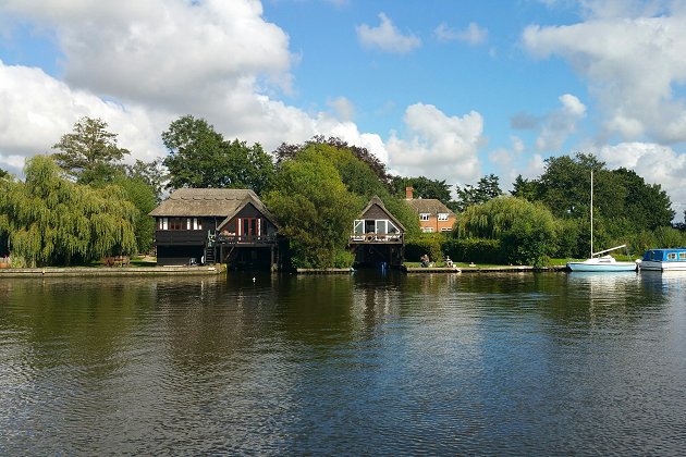 Waterside Breaks Horning