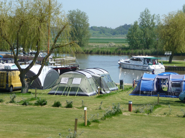 Tent+boat