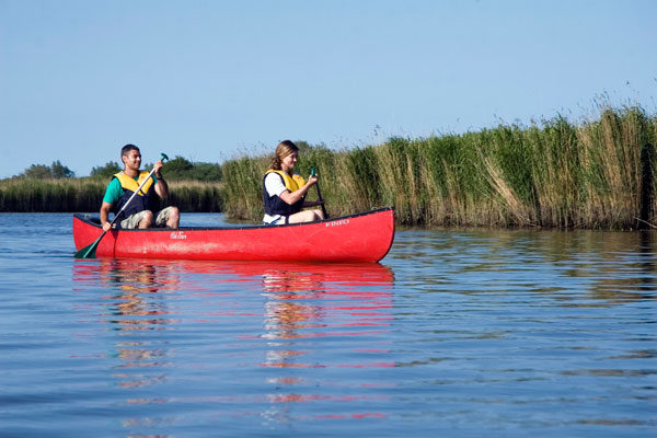 Canoeing on the River Waveney