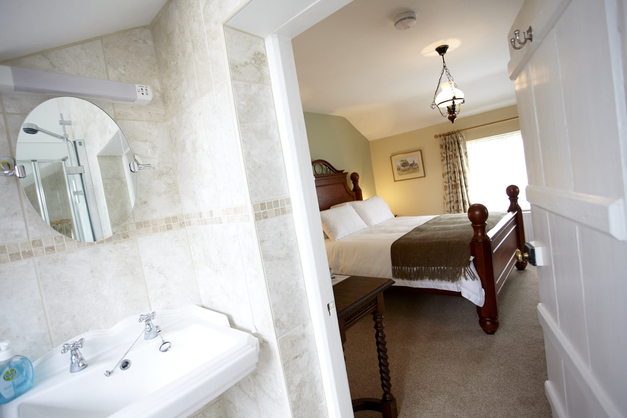 Double en-suite bedroom