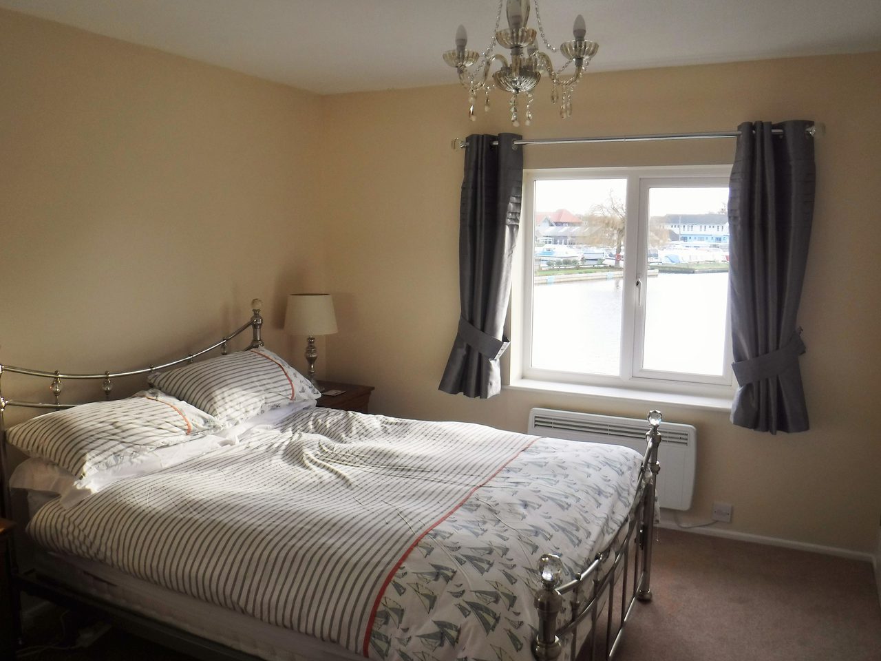 Main bedroom at Sandringham Cottage, Wroxham