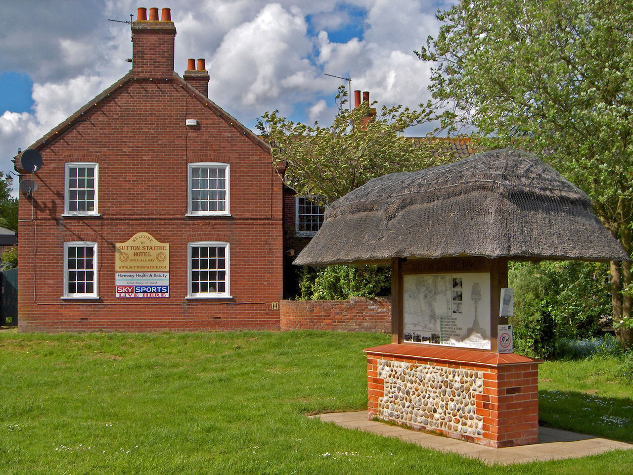 Sutton Staithe Hotel