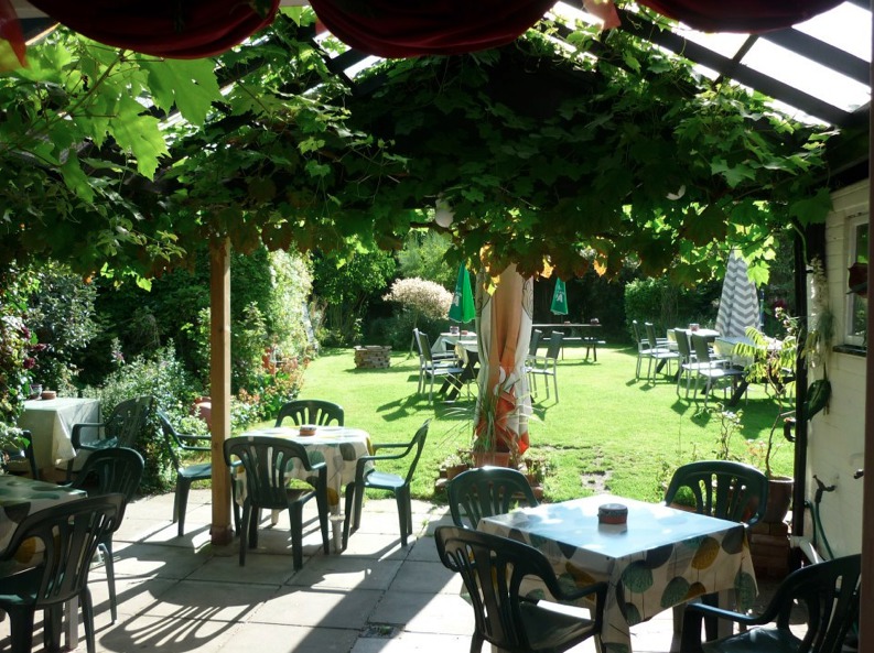 Beautiful garden at the Greyhound Inn in Hickling on the Norfolk Broads