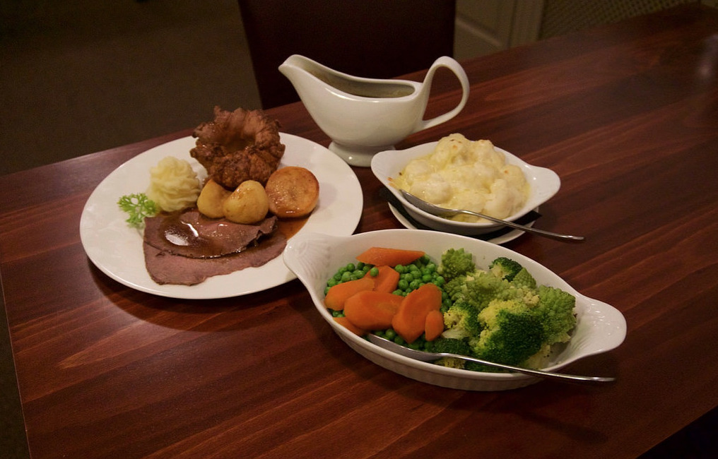 Sunday Lunch at the Wayford Bridge Inn