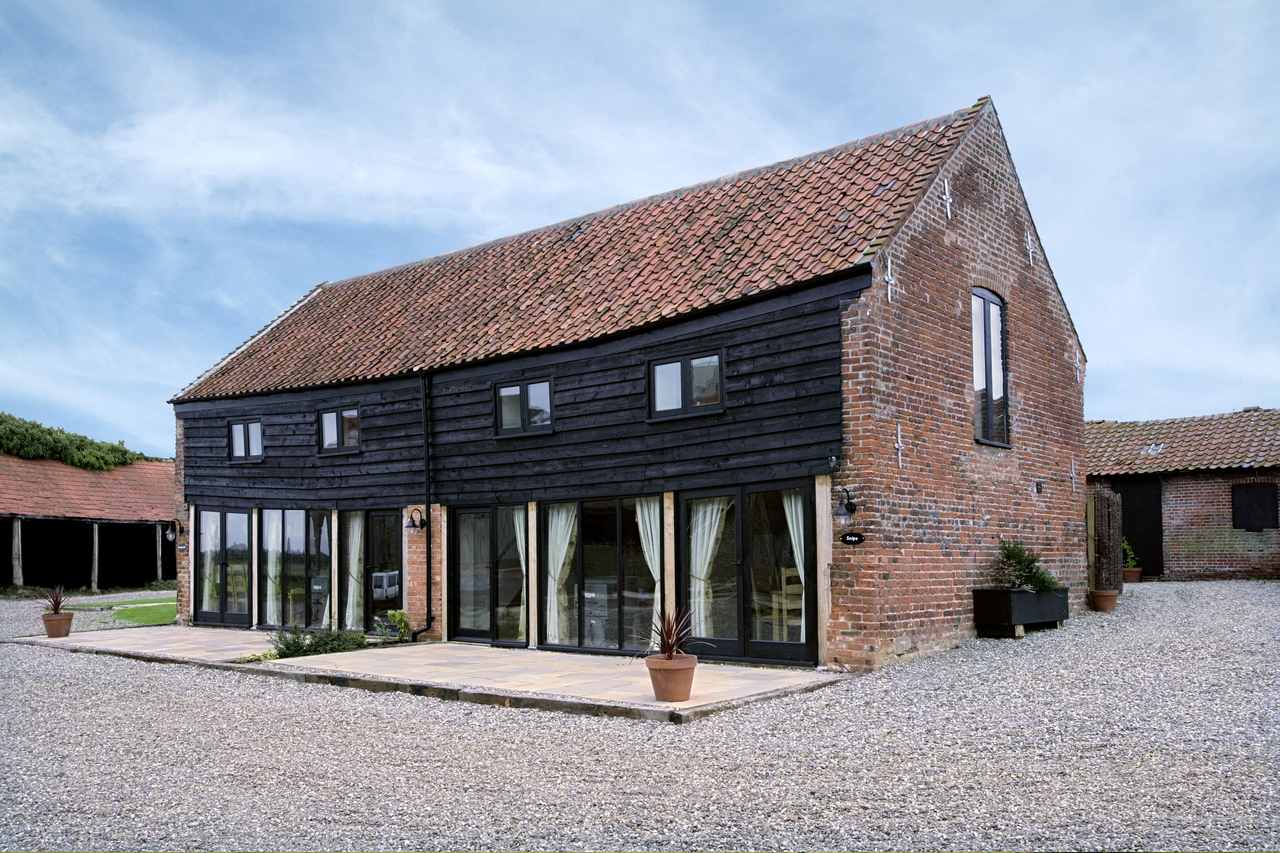 Self Catering at Wheatacre Hall Barns