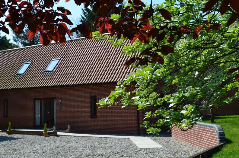 Exterior View of Woodpecker Lodge