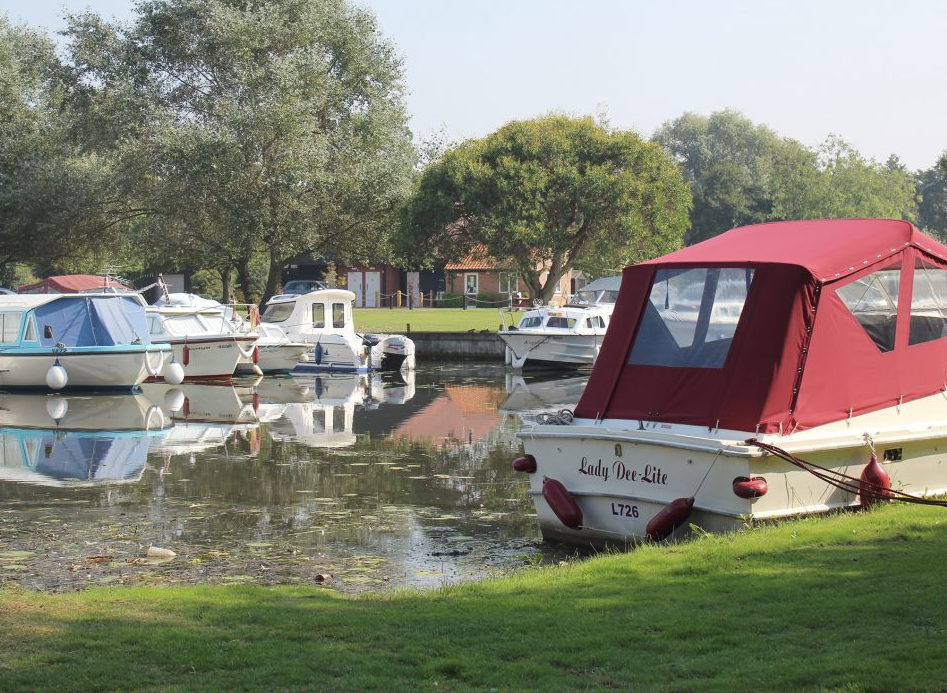 Broads Edge Marina Moorings