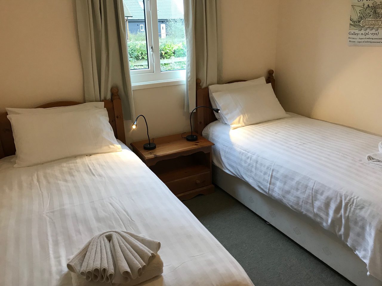 Riversie Lodge Twin Bedroom
