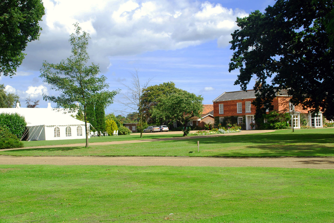 Parkhill Hotel Marquee